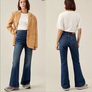 Levi’s 70’s High Flare Jeans
